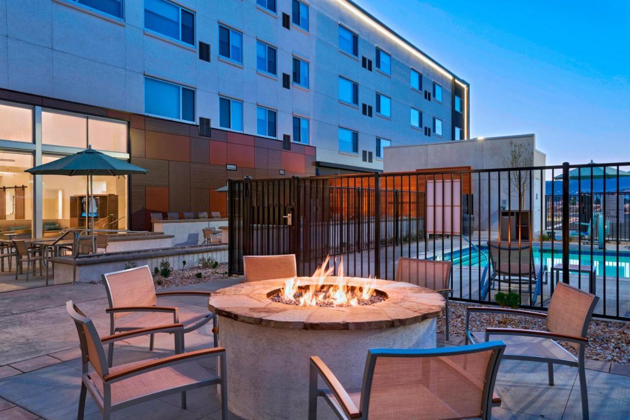 Element Palmdale Hotel Ngoại thất bức ảnh